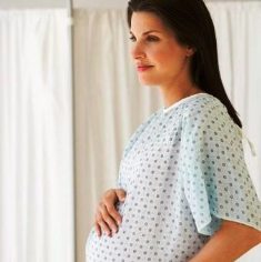 Afbeelding zwangere vrouw bij artikel Placenta Accreta