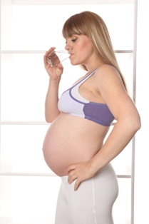 Roken tijdens zwangerschap schaadt baby meer dan gedacht!